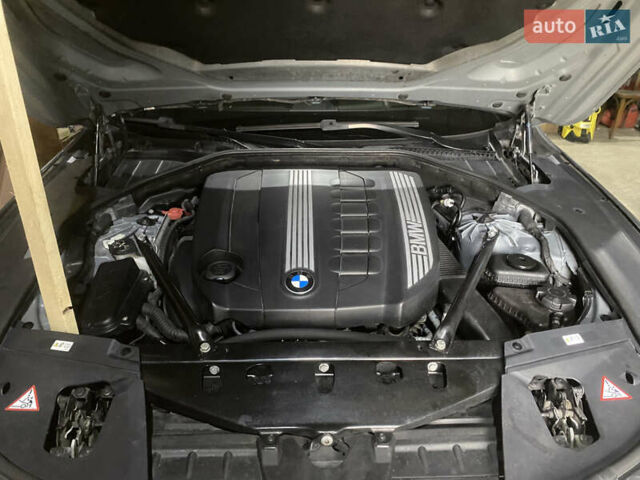 Серый БМВ 7 Серия, объемом двигателя 2.99 л и пробегом 300 тыс. км за 13500 $, фото 8 на Automoto.ua