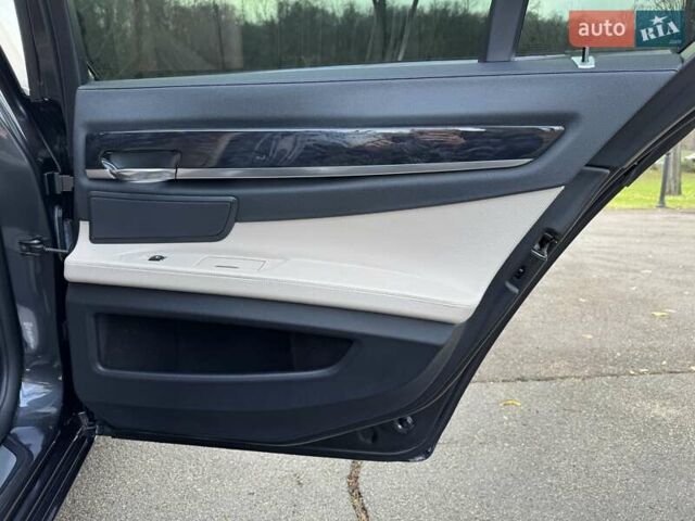 Сірий БМВ 7 Серія, об'ємом двигуна 2.99 л та пробігом 219 тис. км за 16500 $, фото 26 на Automoto.ua