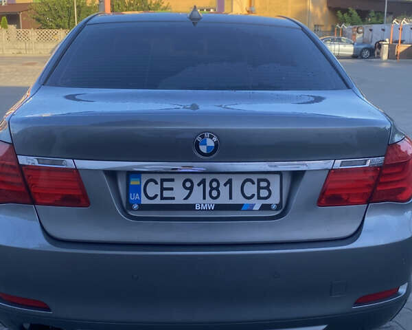 Серый БМВ 7 Серия, объемом двигателя 2.99 л и пробегом 300 тыс. км за 13500 $, фото 2 на Automoto.ua