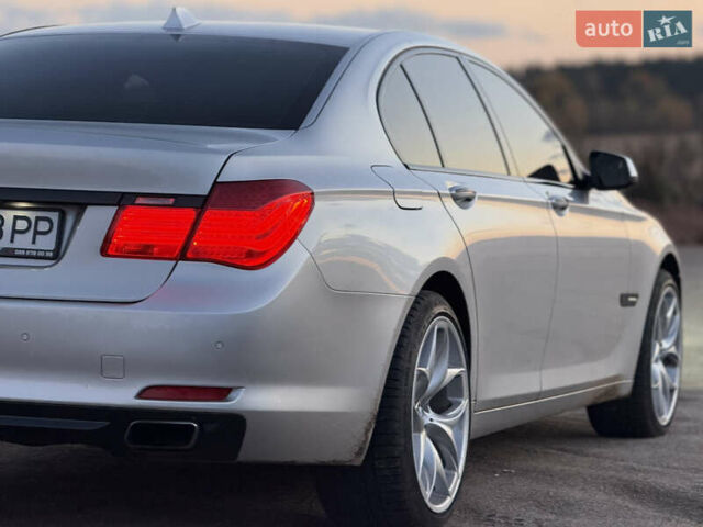 Серый БМВ 7 Серия, объемом двигателя 2.98 л и пробегом 343 тыс. км за 11500 $, фото 12 на Automoto.ua