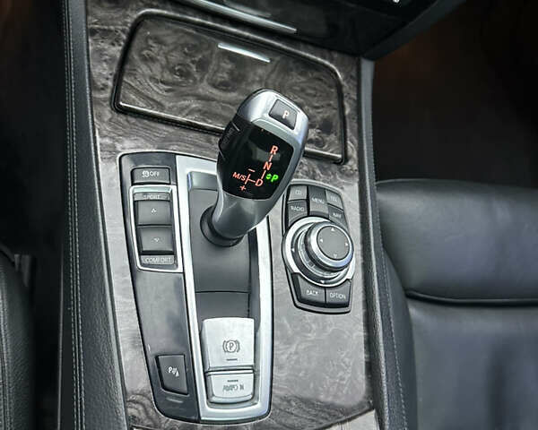 Серый БМВ 7 Серия, объемом двигателя 2.99 л и пробегом 308 тыс. км за 16500 $, фото 16 на Automoto.ua