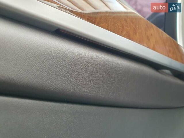 Серый БМВ 7 Серия, объемом двигателя 2.99 л и пробегом 250 тыс. км за 8999 $, фото 13 на Automoto.ua