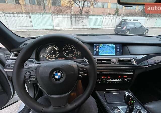 Сірий БМВ 7 Серія, об'ємом двигуна 2.98 л та пробігом 340 тис. км за 8000 $, фото 7 на Automoto.ua