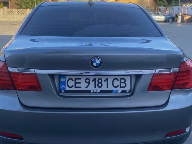 Серый БМВ 7 Серия, объемом двигателя 3 л и пробегом 300 тыс. км за 14000 $, фото 2 на Automoto.ua