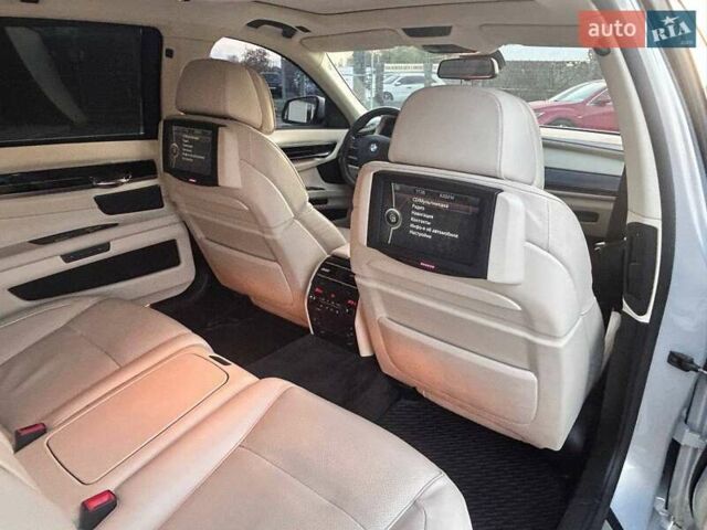 Серый БМВ 7 Серия, объемом двигателя 4.4 л и пробегом 67 тыс. км за 17500 $, фото 53 на Automoto.ua