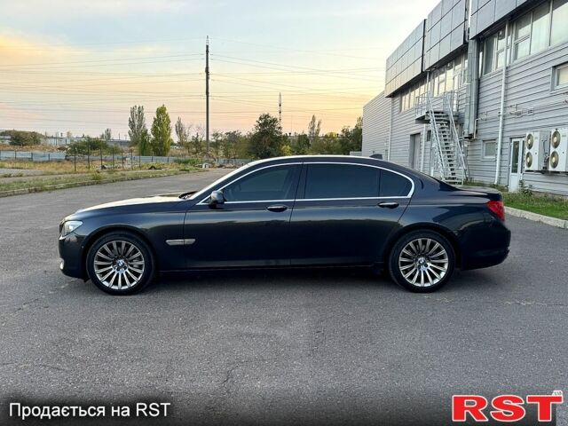 Серый БМВ 7 Серия, объемом двигателя 3 л и пробегом 173 тыс. км за 12900 $, фото 3 на Automoto.ua