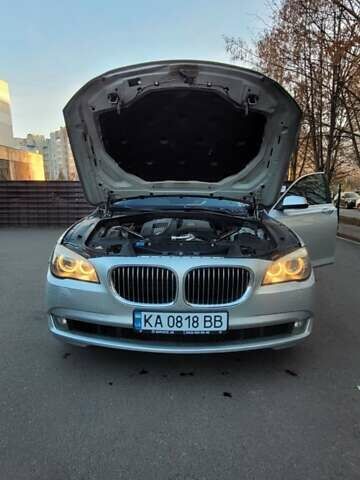 Серый БМВ 7 Серия, объемом двигателя 3 л и пробегом 312 тыс. км за 12950 $, фото 34 на Automoto.ua