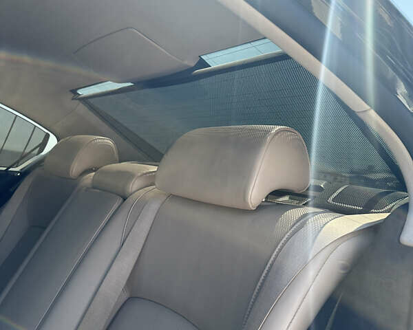 Серый БМВ 7 Серия, объемом двигателя 2.99 л и пробегом 370 тыс. км за 18500 $, фото 12 на Automoto.ua