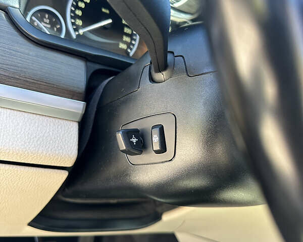 Серый БМВ 7 Серия, объемом двигателя 2.99 л и пробегом 370 тыс. км за 18500 $, фото 21 на Automoto.ua