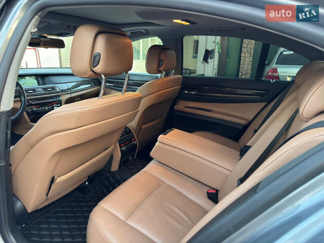 Серый БМВ 7 Серия, объемом двигателя 3 л и пробегом 178 тыс. км за 16900 $, фото 6 на Automoto.ua