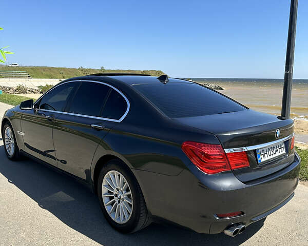 Серый БМВ 7 Серия, объемом двигателя 2.99 л и пробегом 370 тыс. км за 18500 $, фото 27 на Automoto.ua