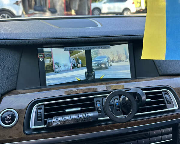 Сірий БМВ 7 Серія, об'ємом двигуна 3 л та пробігом 218 тис. км за 20000 $, фото 10 на Automoto.ua