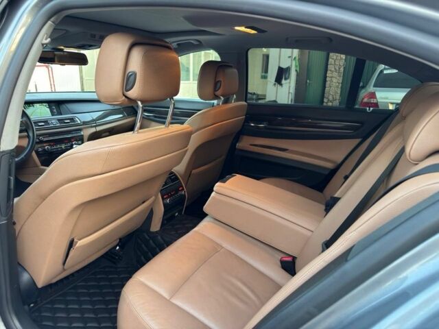 Серый БМВ 7 Серия, объемом двигателя 3 л и пробегом 170 тыс. км за 16999 $, фото 8 на Automoto.ua