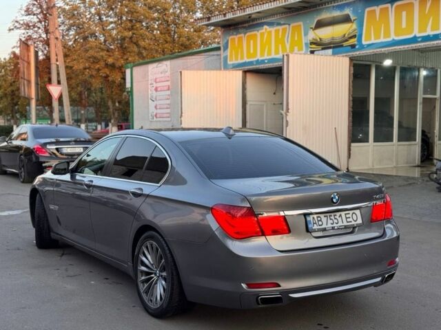 Серый БМВ 7 Серия, объемом двигателя 3 л и пробегом 170 тыс. км за 16999 $, фото 2 на Automoto.ua