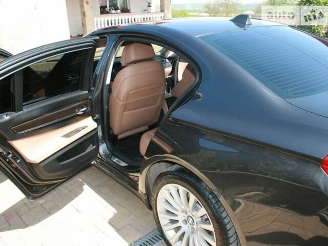 Сірий БМВ 7 Серія, об'ємом двигуна 3 л та пробігом 182 тис. км за 17900 $, фото 31 на Automoto.ua