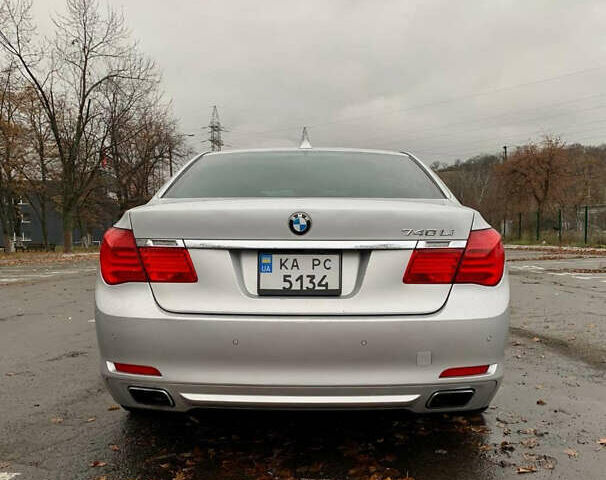 Серый БМВ 7 Серия, объемом двигателя 2.98 л и пробегом 240 тыс. км за 15700 $, фото 5 на Automoto.ua