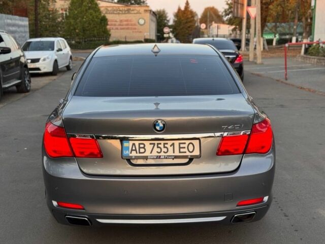 Серый БМВ 7 Серия, объемом двигателя 3 л и пробегом 170 тыс. км за 16999 $, фото 3 на Automoto.ua