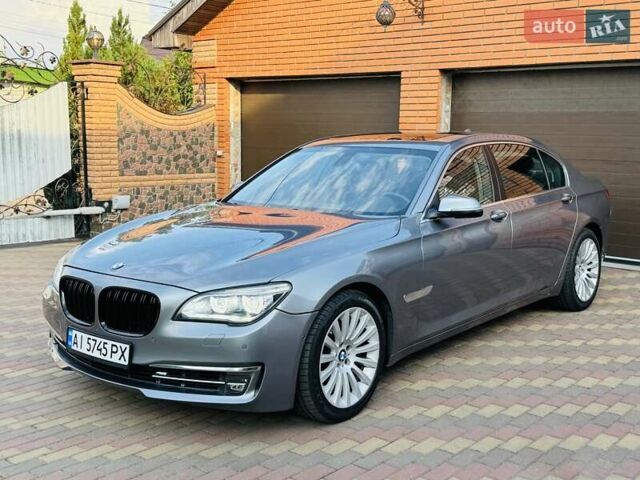 Сірий БМВ 7 Серія, об'ємом двигуна 2.98 л та пробігом 183 тис. км за 17500 $, фото 1 на Automoto.ua