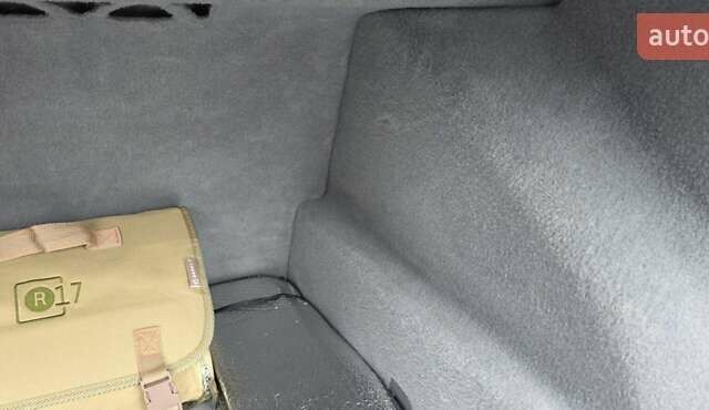 Сірий БМВ 7 Серія, об'ємом двигуна 3 л та пробігом 230 тис. км за 13400 $, фото 41 на Automoto.ua