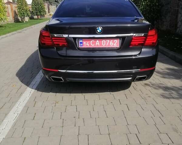 Серый БМВ 7 Серия, объемом двигателя 2.99 л и пробегом 225 тыс. км за 17777 $, фото 18 на Automoto.ua