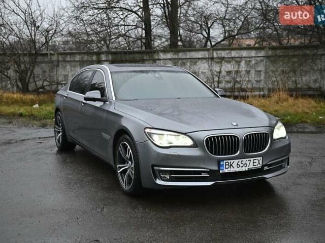 Серый БМВ 7 Серия, объемом двигателя 3 л и пробегом 278 тыс. км за 21000 $, фото 13 на Automoto.ua