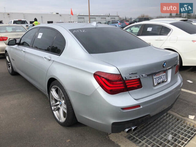 Серый БМВ 7 Серия, объемом двигателя 2.99 л и пробегом 249 тыс. км за 21500 $, фото 2 на Automoto.ua