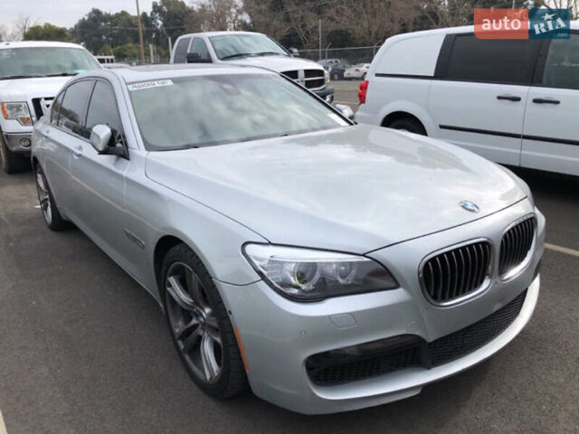 Серый БМВ 7 Серия, объемом двигателя 2.99 л и пробегом 249 тыс. км за 21500 $, фото 3 на Automoto.ua