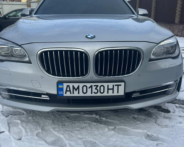 Серый БМВ 7 Серия, объемом двигателя 2.99 л и пробегом 260 тыс. км за 27500 $, фото 1 на Automoto.ua