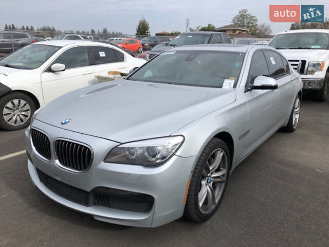 Серый БМВ 7 Серия, объемом двигателя 2.99 л и пробегом 249 тыс. км за 21500 $, фото 5 на Automoto.ua