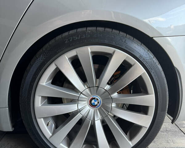 Серый БМВ 7 Серия, объемом двигателя 2.99 л и пробегом 180 тыс. км за 26000 $, фото 6 на Automoto.ua