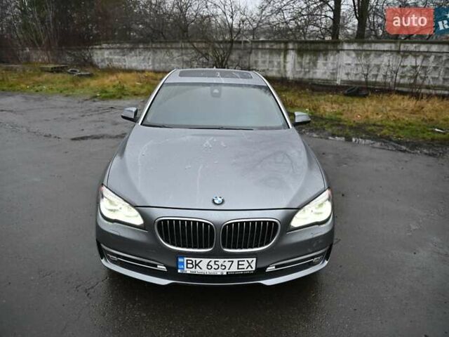 Серый БМВ 7 Серия, объемом двигателя 3 л и пробегом 278 тыс. км за 21000 $, фото 15 на Automoto.ua