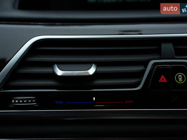 Серый БМВ 7 Серия, объемом двигателя 3 л и пробегом 180 тыс. км за 27000 $, фото 47 на Automoto.ua