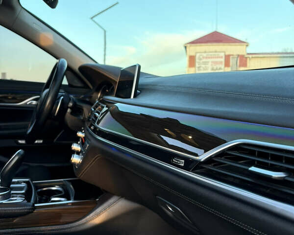 Серый БМВ 7 Серия, объемом двигателя 4.39 л и пробегом 140 тыс. км за 27500 $, фото 46 на Automoto.ua