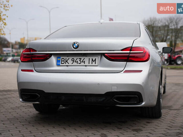 Серый БМВ 7 Серия, объемом двигателя 3 л и пробегом 180 тыс. км за 27000 $, фото 21 на Automoto.ua