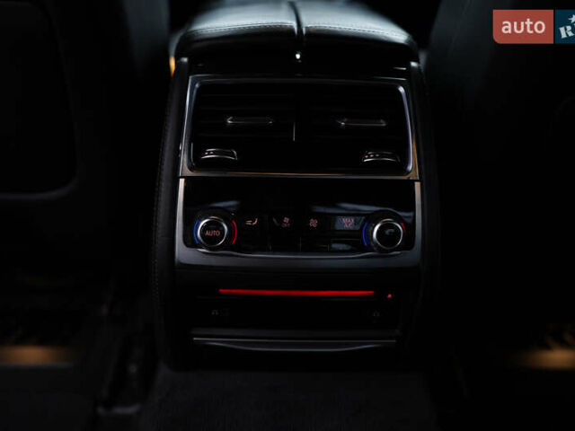 Серый БМВ 7 Серия, объемом двигателя 3 л и пробегом 180 тыс. км за 27000 $, фото 63 на Automoto.ua