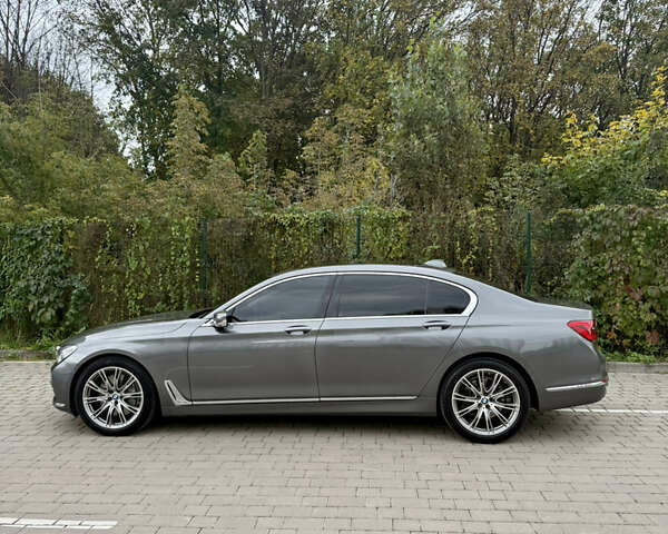 Серый БМВ 7 Серия, объемом двигателя 4.39 л и пробегом 141 тыс. км за 27777 $, фото 2 на Automoto.ua