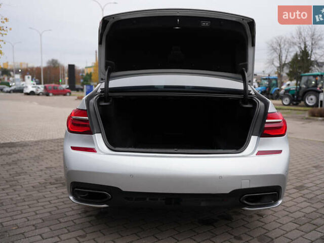 Серый БМВ 7 Серия, объемом двигателя 3 л и пробегом 180 тыс. км за 27000 $, фото 24 на Automoto.ua