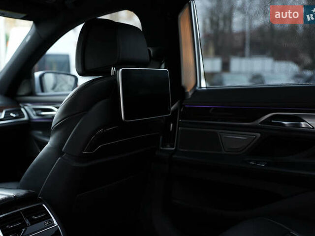 Серый БМВ 7 Серия, объемом двигателя 3 л и пробегом 180 тыс. км за 27000 $, фото 82 на Automoto.ua