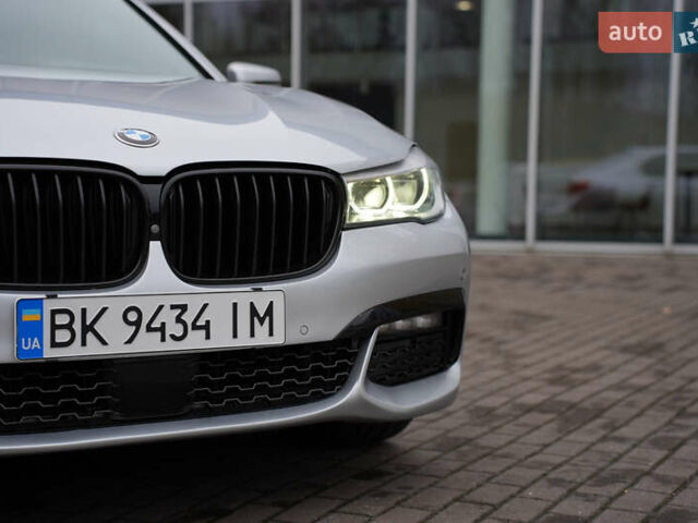 Серый БМВ 7 Серия, объемом двигателя 3 л и пробегом 180 тыс. км за 27000 $, фото 28 на Automoto.ua