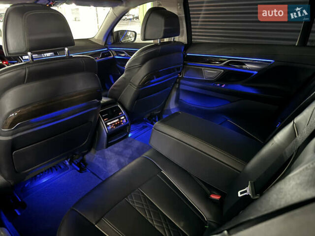 Сірий БМВ 7 Серія, об'ємом двигуна 4.4 л та пробігом 125 тис. км за 25800 $, фото 18 на Automoto.ua