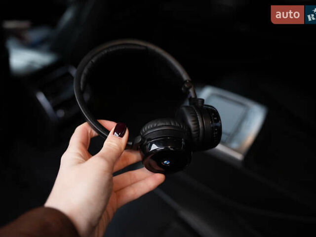 Серый БМВ 7 Серия, объемом двигателя 3 л и пробегом 180 тыс. км за 27000 $, фото 72 на Automoto.ua