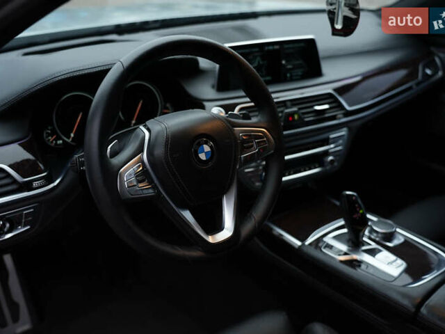 Серый БМВ 7 Серия, объемом двигателя 3 л и пробегом 180 тыс. км за 27000 $, фото 66 на Automoto.ua