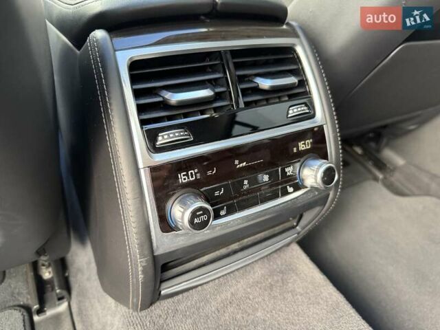 Сірий БМВ 7 Серія, об'ємом двигуна 4.4 л та пробігом 125 тис. км за 25800 $, фото 49 на Automoto.ua