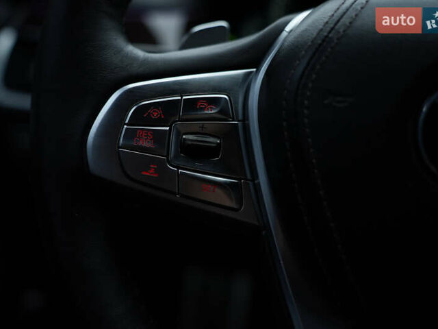 Серый БМВ 7 Серия, объемом двигателя 3 л и пробегом 180 тыс. км за 27000 $, фото 53 на Automoto.ua