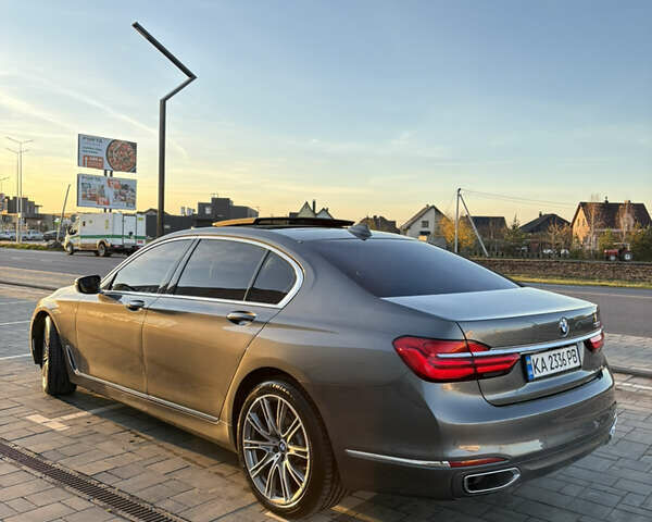 Серый БМВ 7 Серия, объемом двигателя 4.39 л и пробегом 140 тыс. км за 27500 $, фото 8 на Automoto.ua