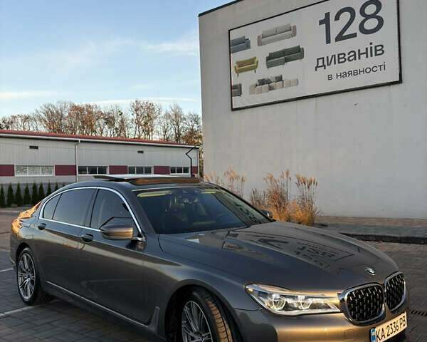 Серый БМВ 7 Серия, объемом двигателя 4.39 л и пробегом 140 тыс. км за 27500 $, фото 14 на Automoto.ua