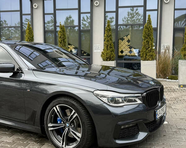 Сірий БМВ 7 Серія, об'ємом двигуна 2.99 л та пробігом 135 тис. км за 41000 $, фото 4 на Automoto.ua