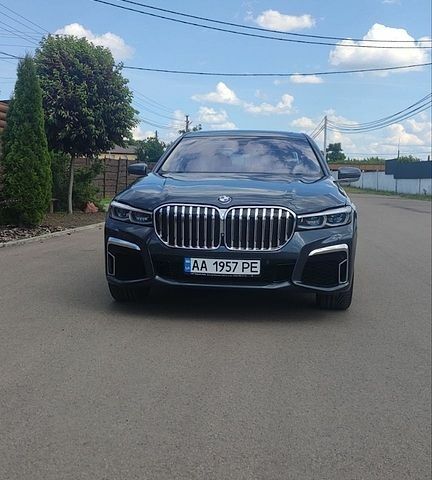 Сірий БМВ 7 Серія, об'ємом двигуна 2 л та пробігом 135 тис. км за 31500 $, фото 6 на Automoto.ua