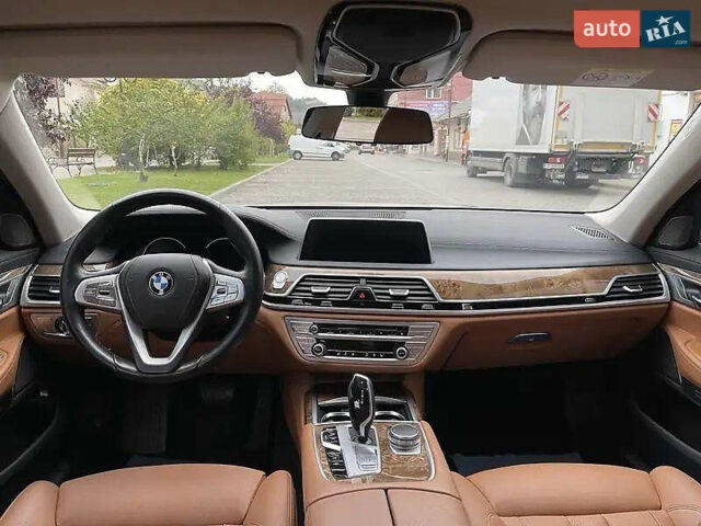 Серый БМВ 7 Серия, объемом двигателя 2 л и пробегом 90 тыс. км за 28000 $, фото 5 на Automoto.ua