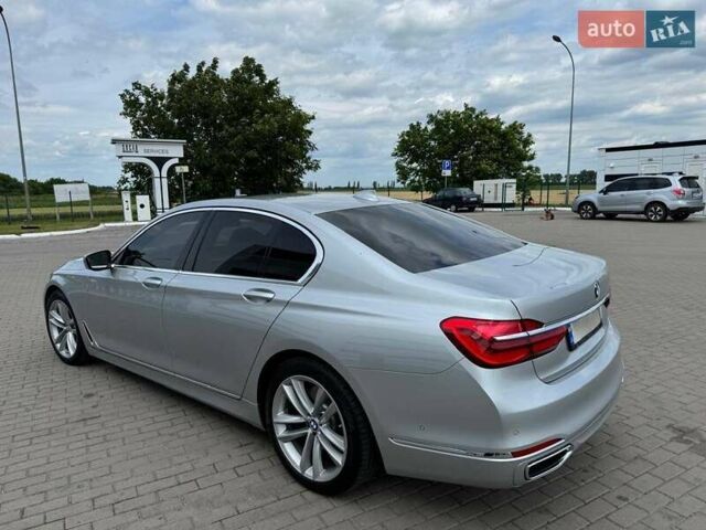 Серый БМВ 7 Серия, объемом двигателя 3 л и пробегом 177 тыс. км за 39000 $, фото 2 на Automoto.ua